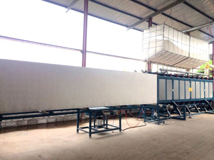 China EPS Board Machine with CE